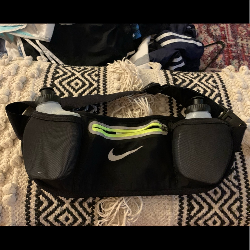 Women’s Nike Running Belt